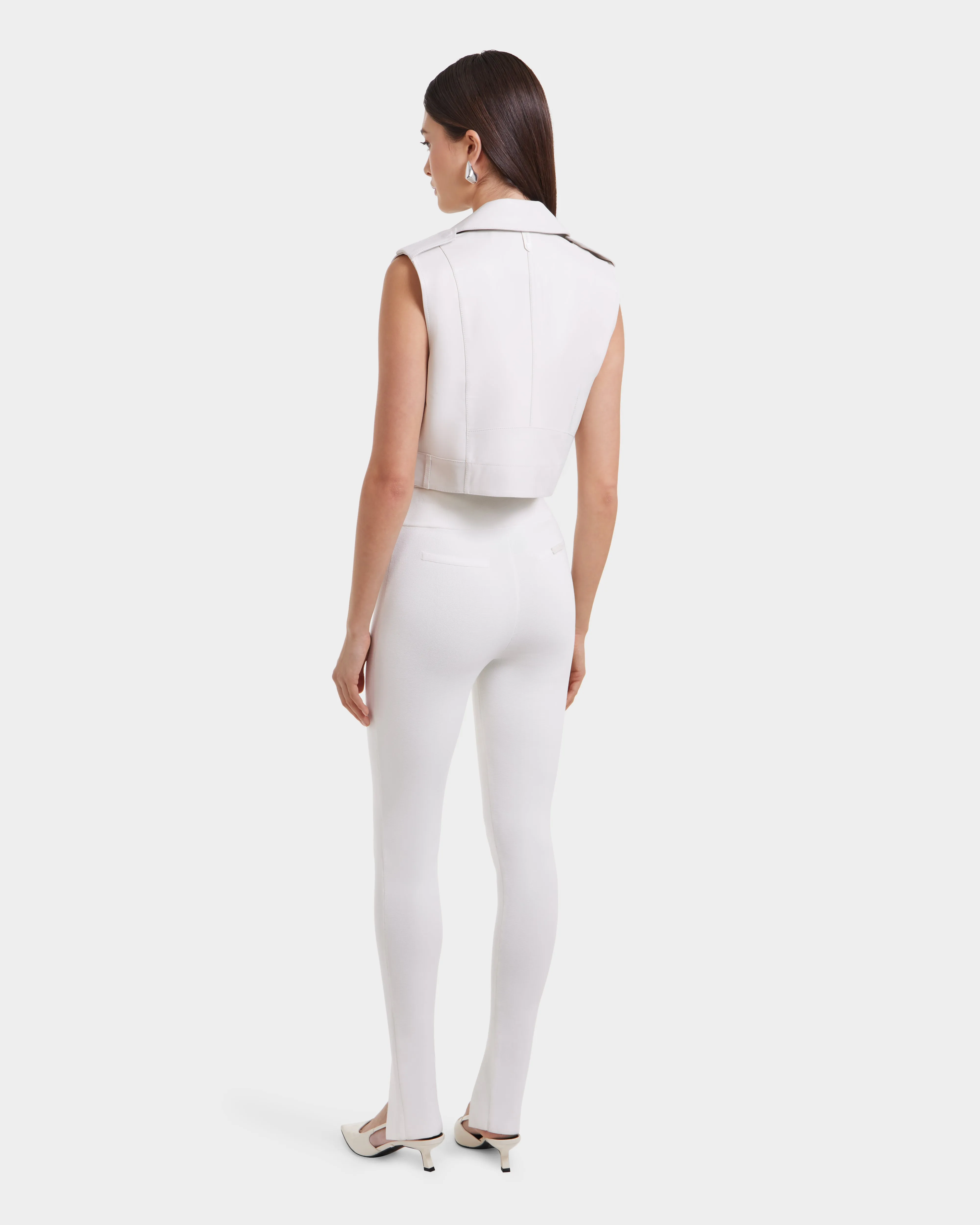 BETTY - 8125000 Optic White