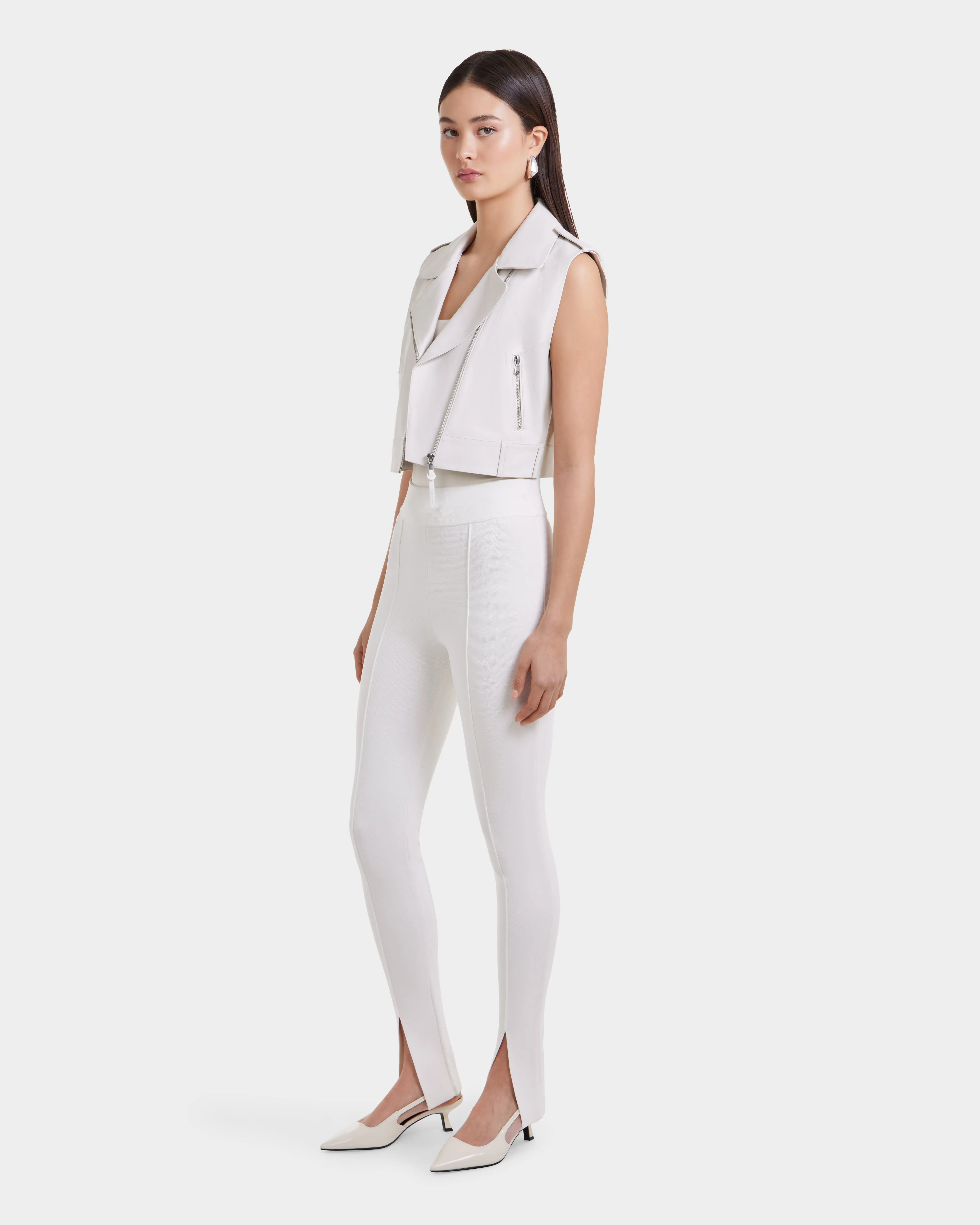BETTY - 8125000 Optic White