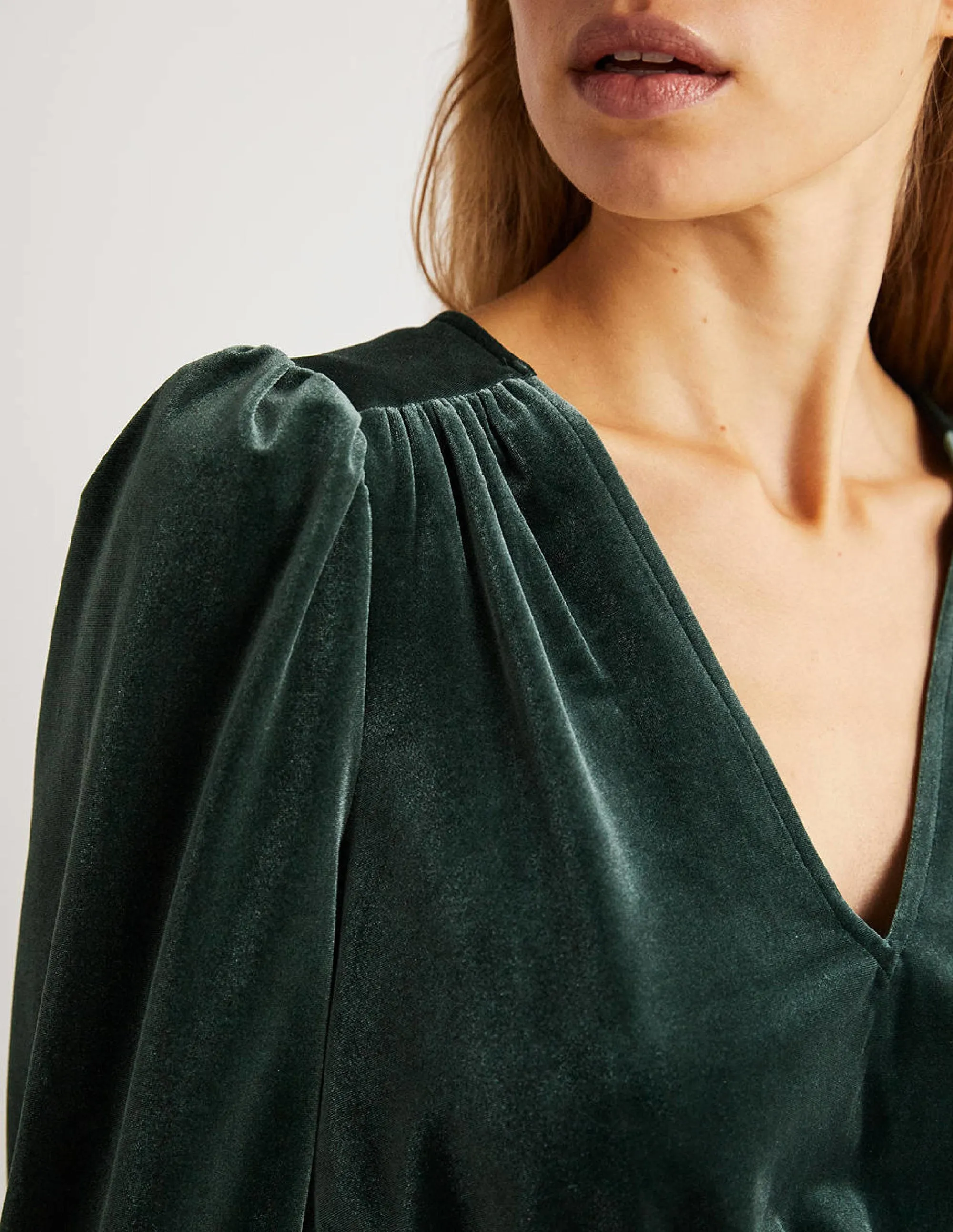 Cropped Velvet Blouson Top-Onyx Green