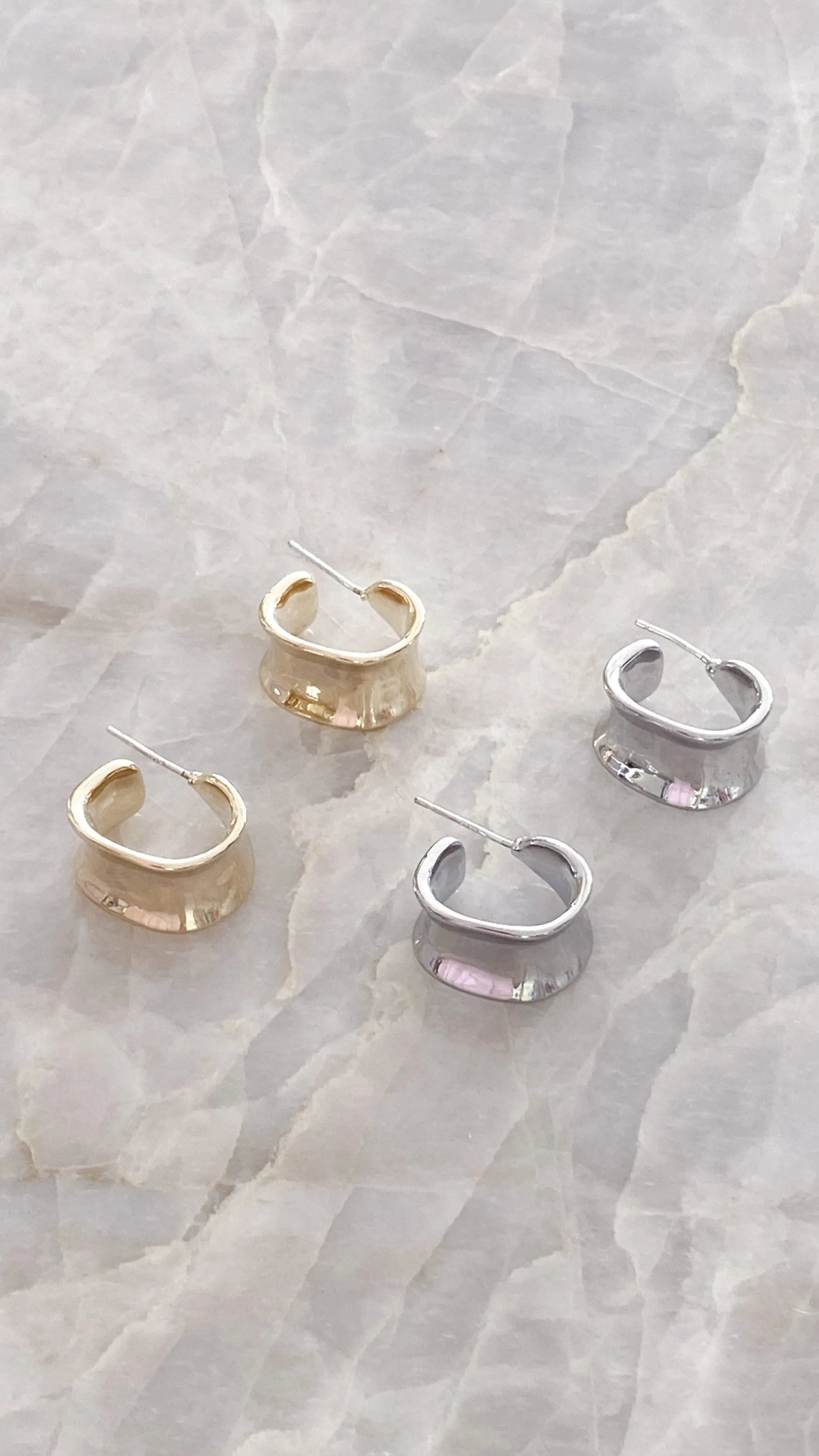 Erin Hoop Earrings - Silver