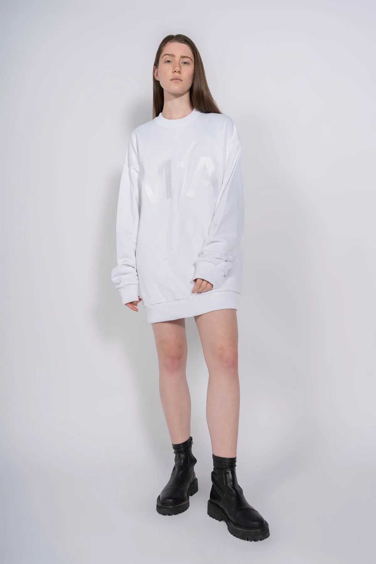 M'A EMBROIDERED JUMPER IN WHITE