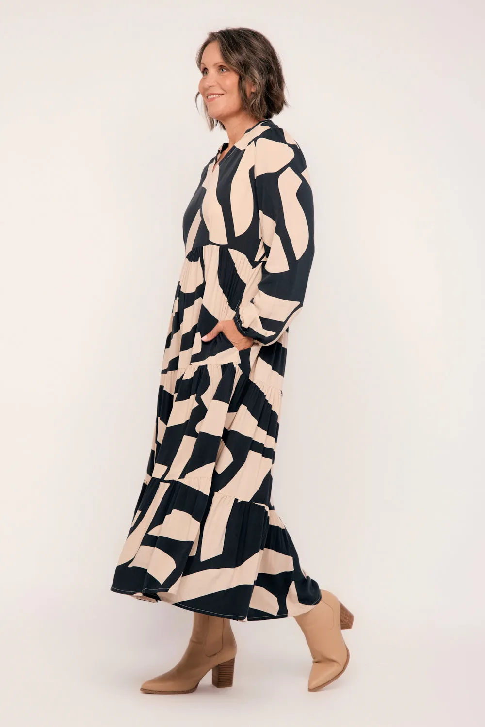 Sabre V-Neck Dress in Nightfall