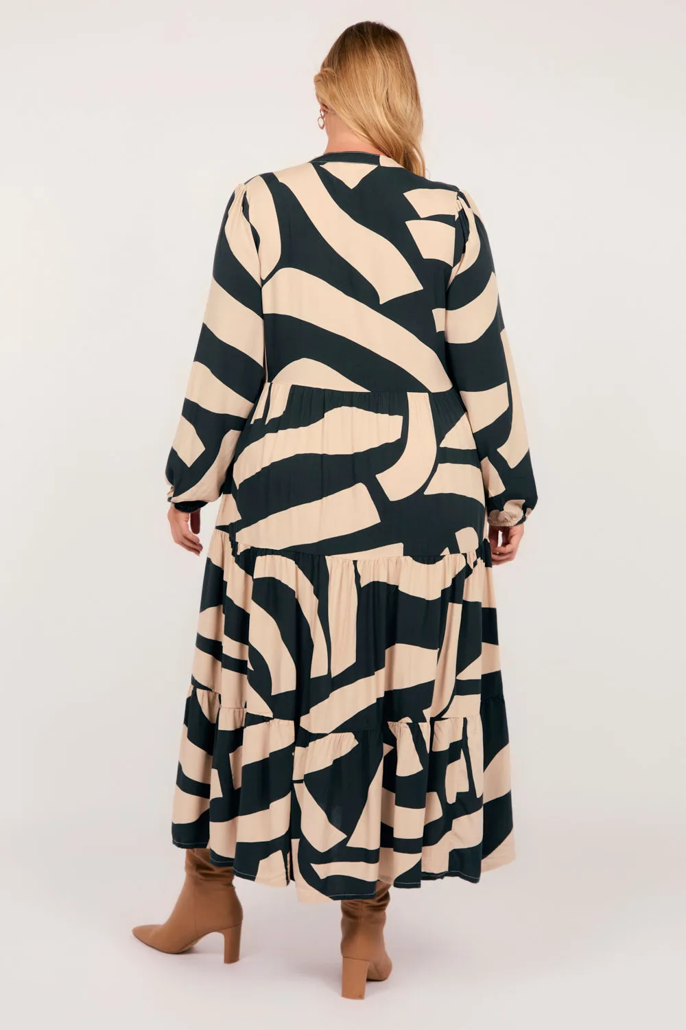 Sabre V-Neck Dress in Nightfall