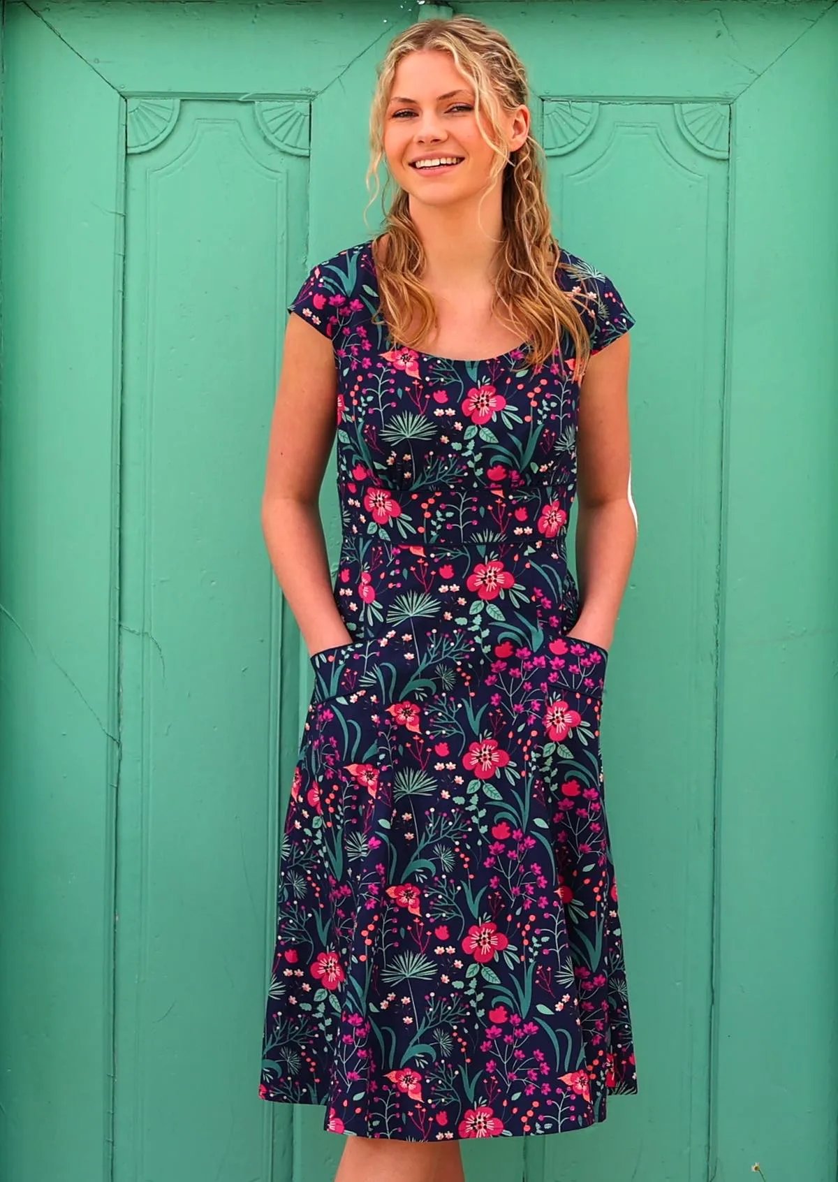 Scarlett Dress Dianthus