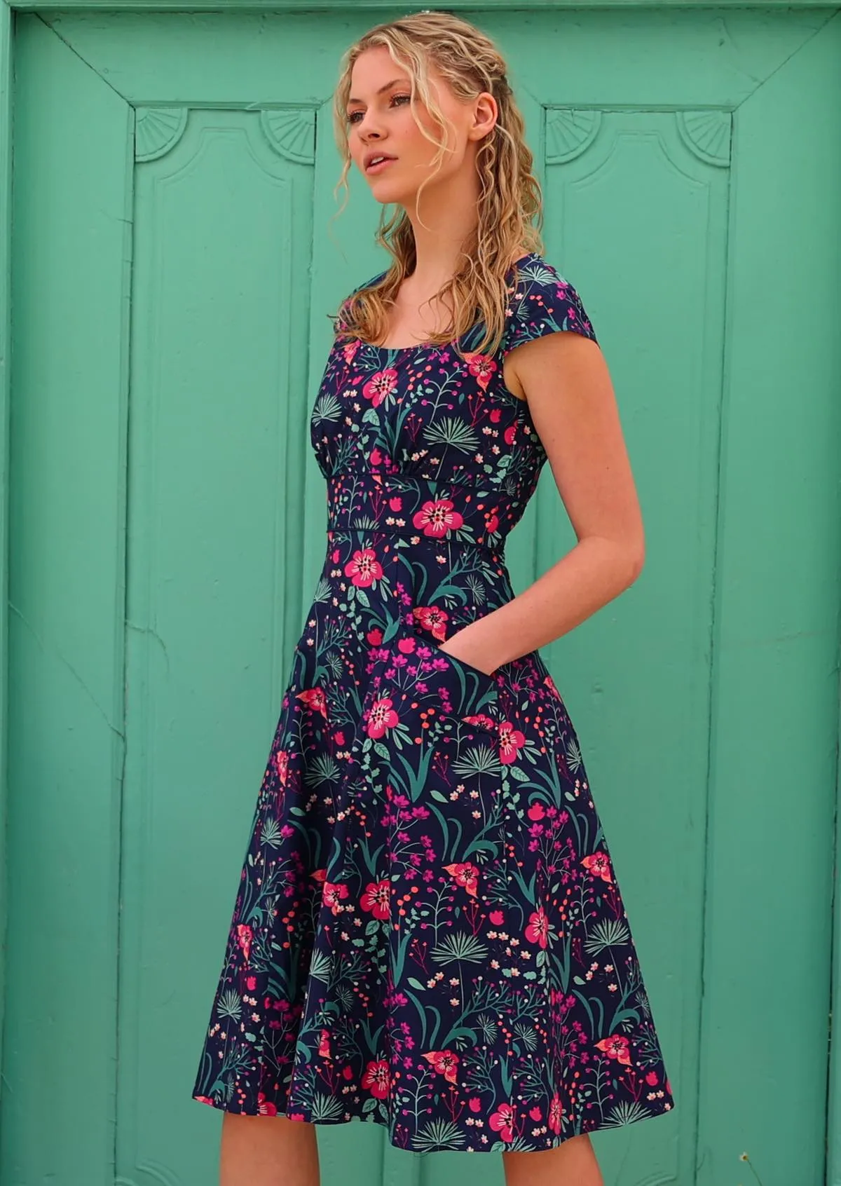 Scarlett Dress Dianthus