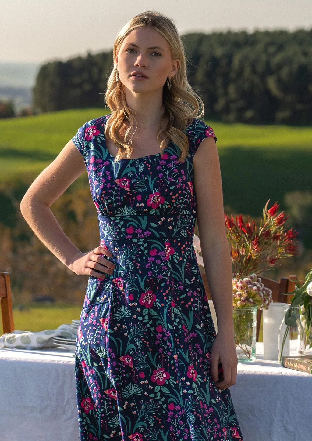 Scarlett Dress Dianthus