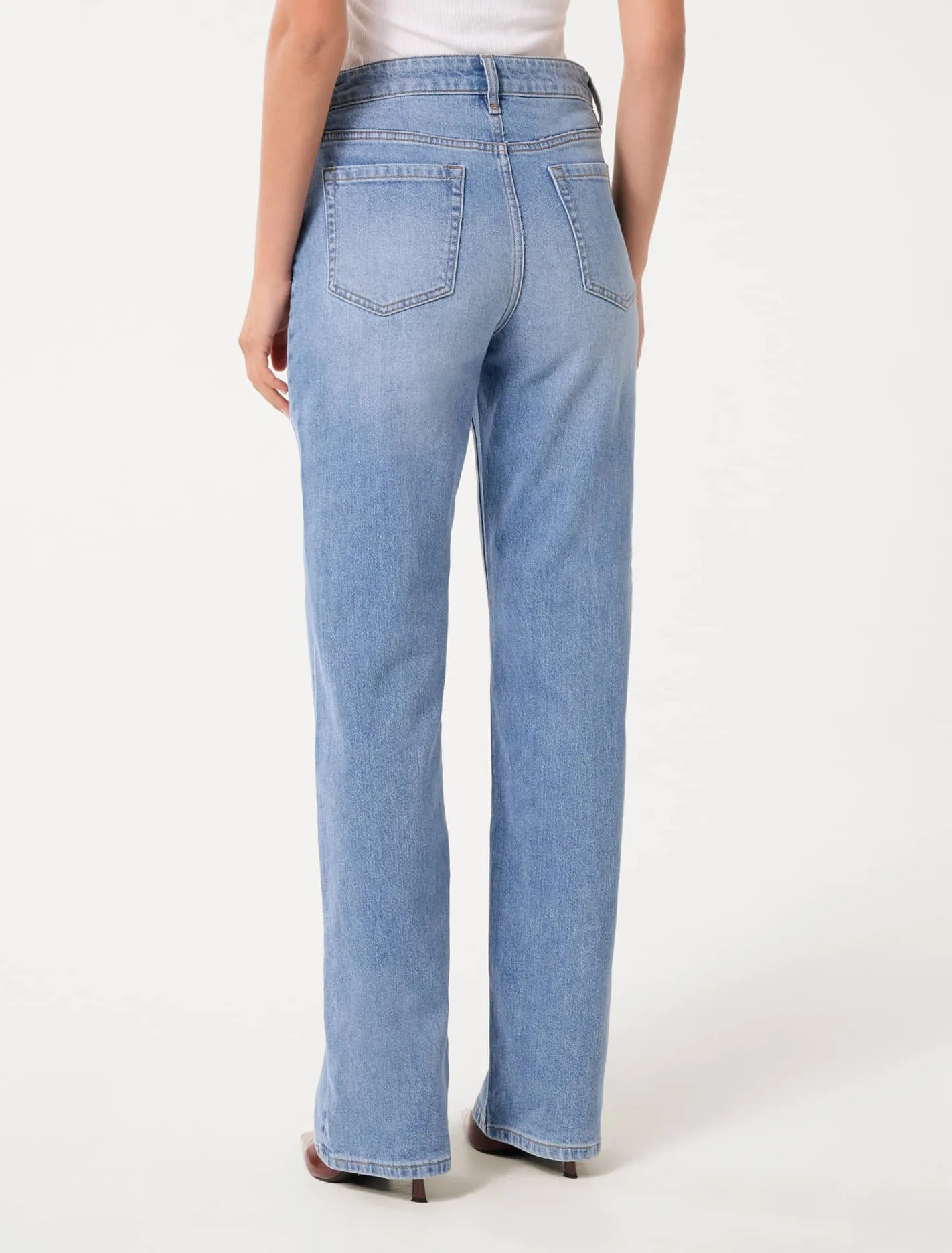 Skyla Straight Leg Jeans