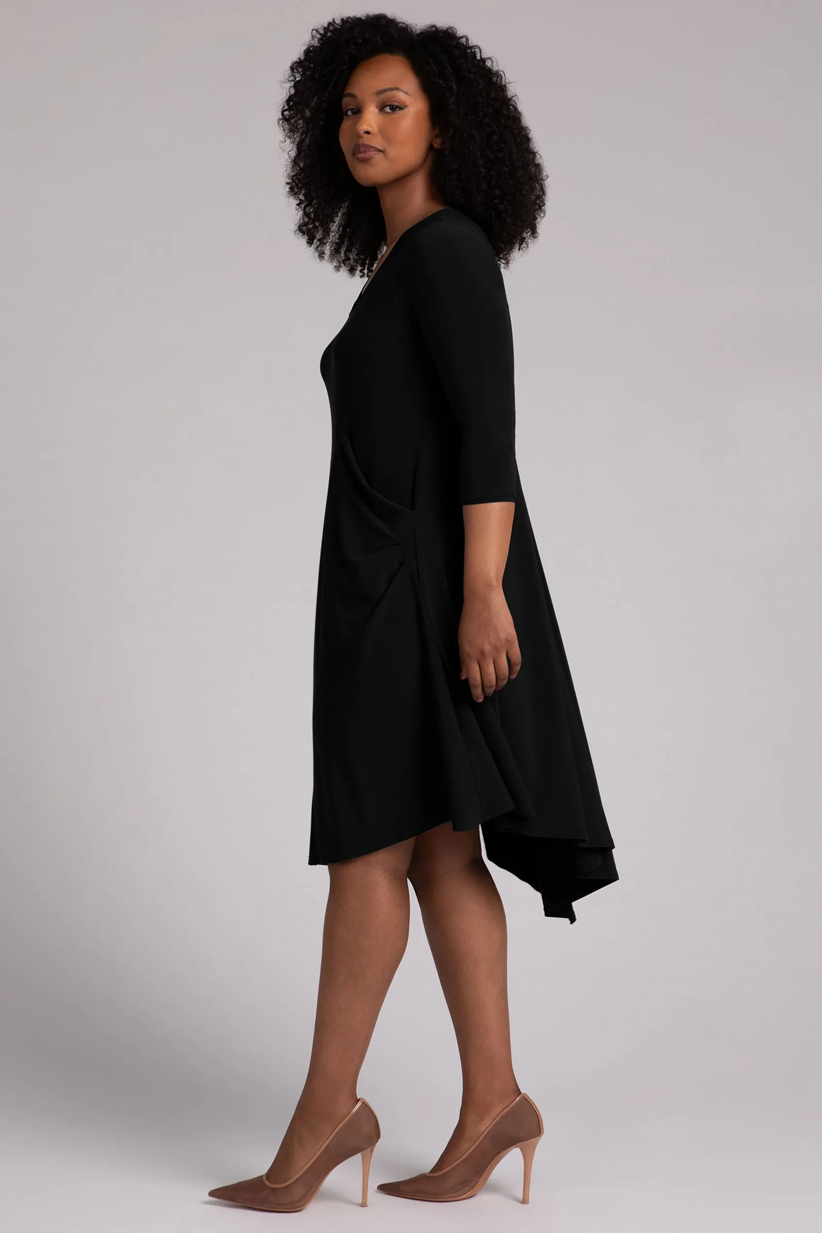 Slant Pocket Dress | Black