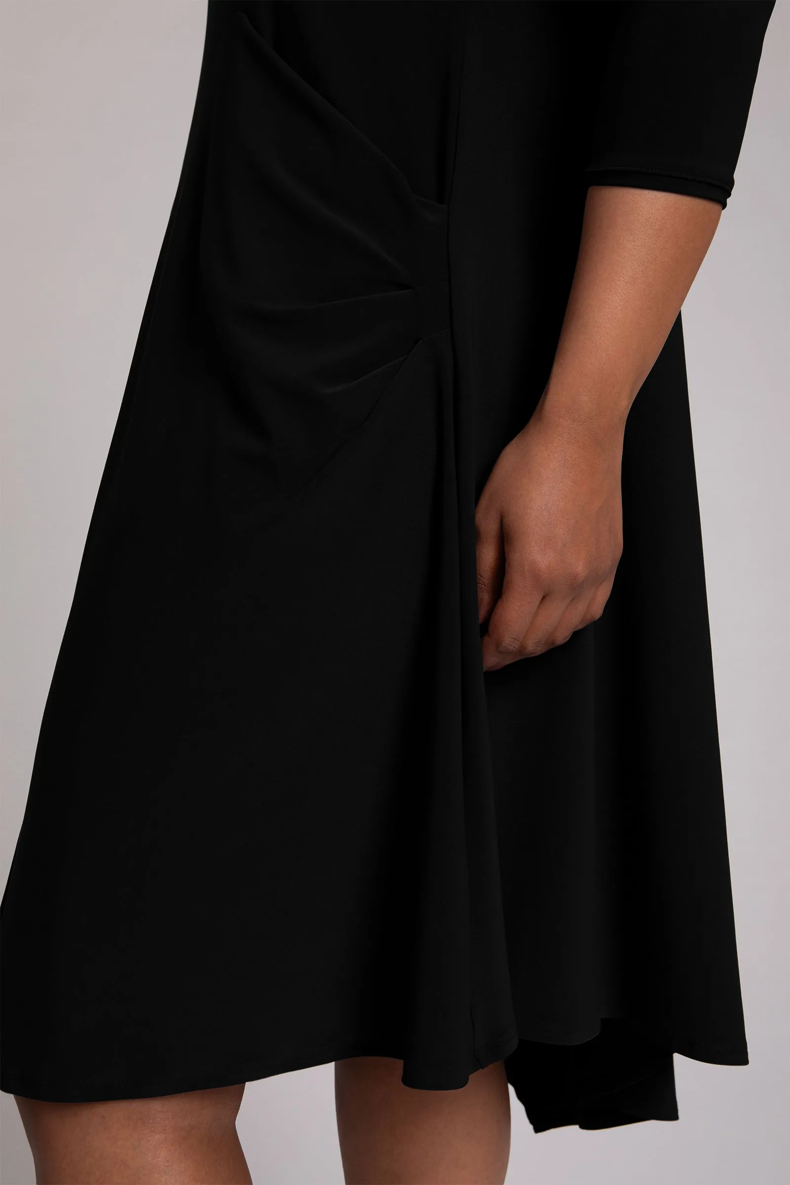 Slant Pocket Dress | Black