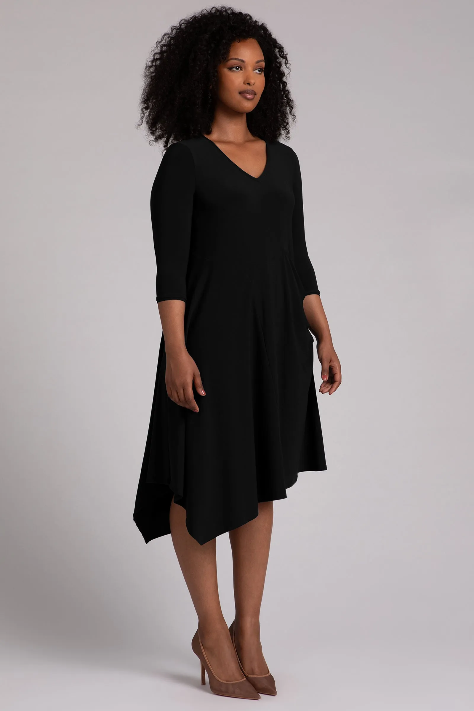 Slant Pocket Dress | Black