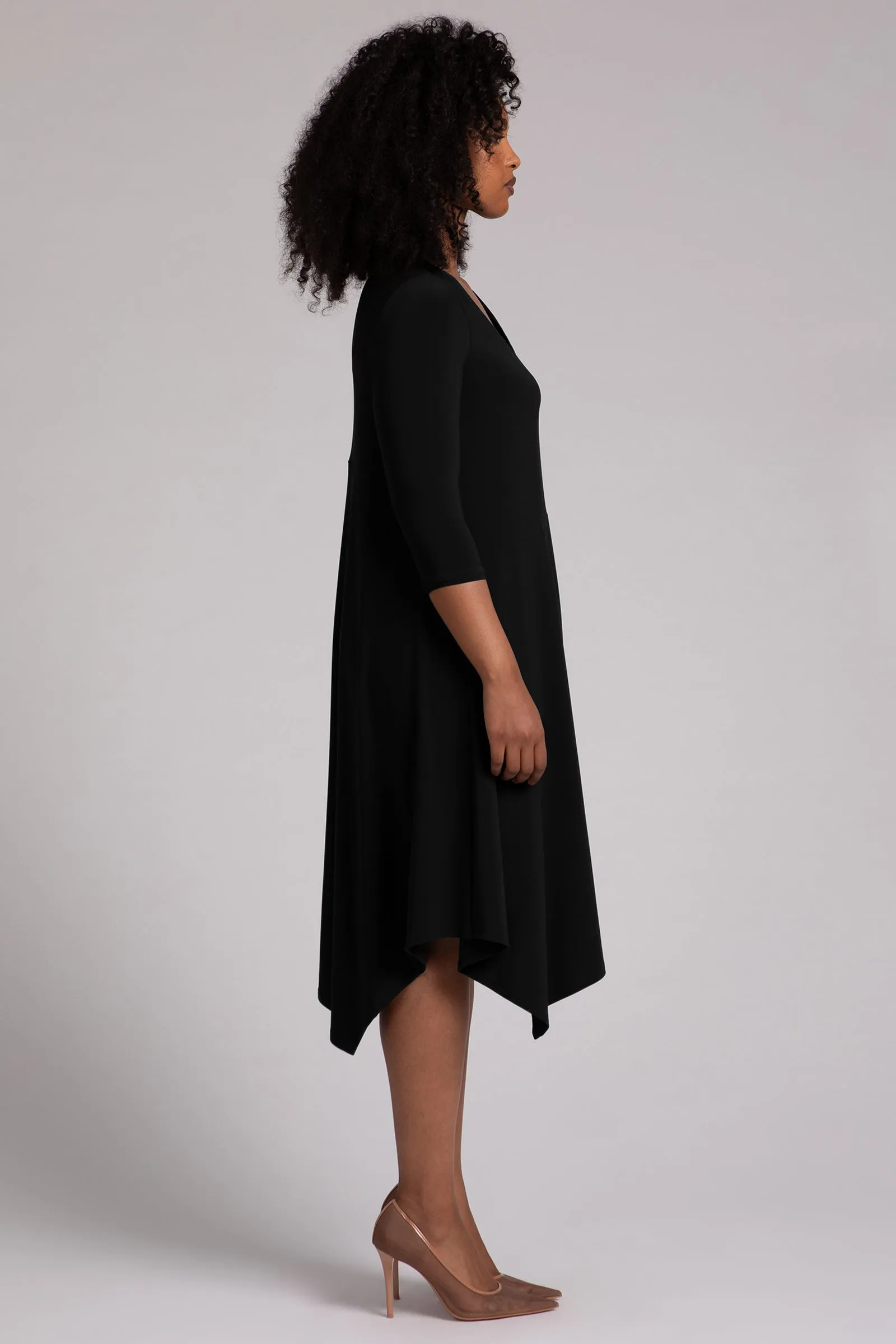 Slant Pocket Dress | Black